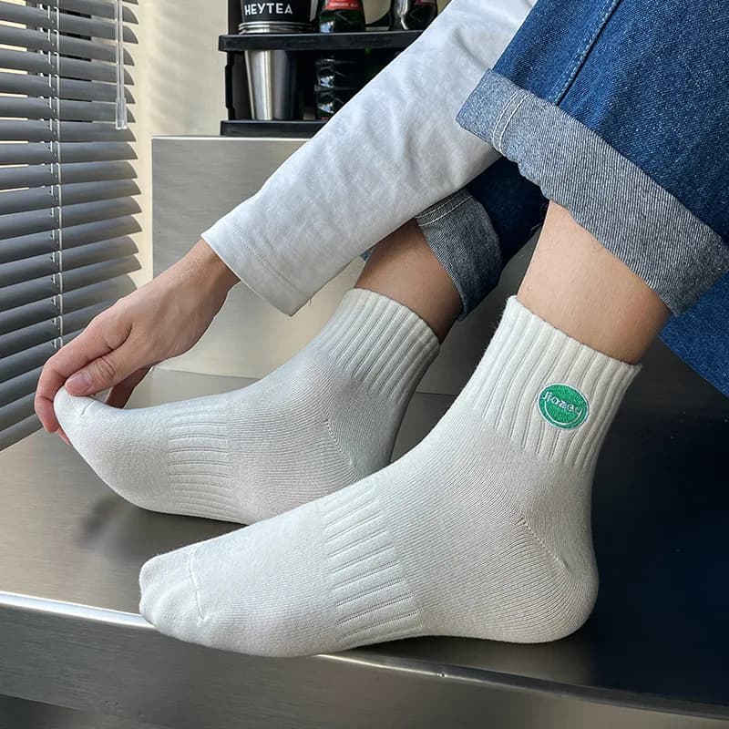Sports Socks Solid Color Socks Low Cotton Socks For Men Breathable Short Socks Soft Skin-Friendly - Image 4